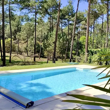 Belle Familiale Renovee Dans Cadre Exceptionnel-ag15 Villa
