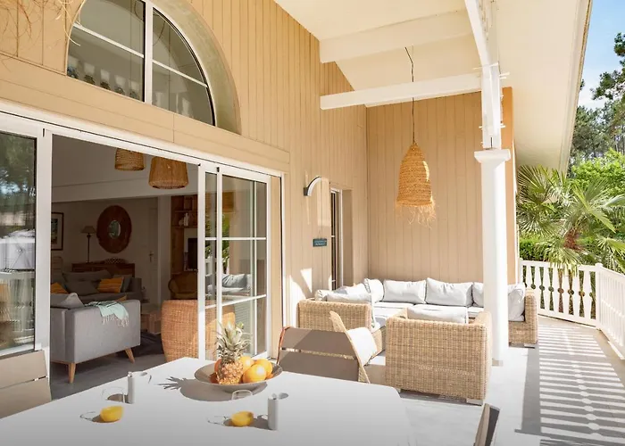 Villa Belle Familiale Renovee Dans Cadre Exceptionnel-ag15 Lacanau